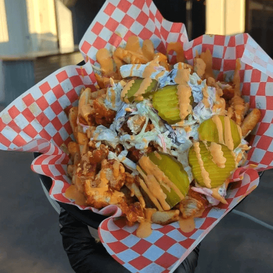 Thursday (5/8)<br>Nomambres Fusion Food<br>3pm